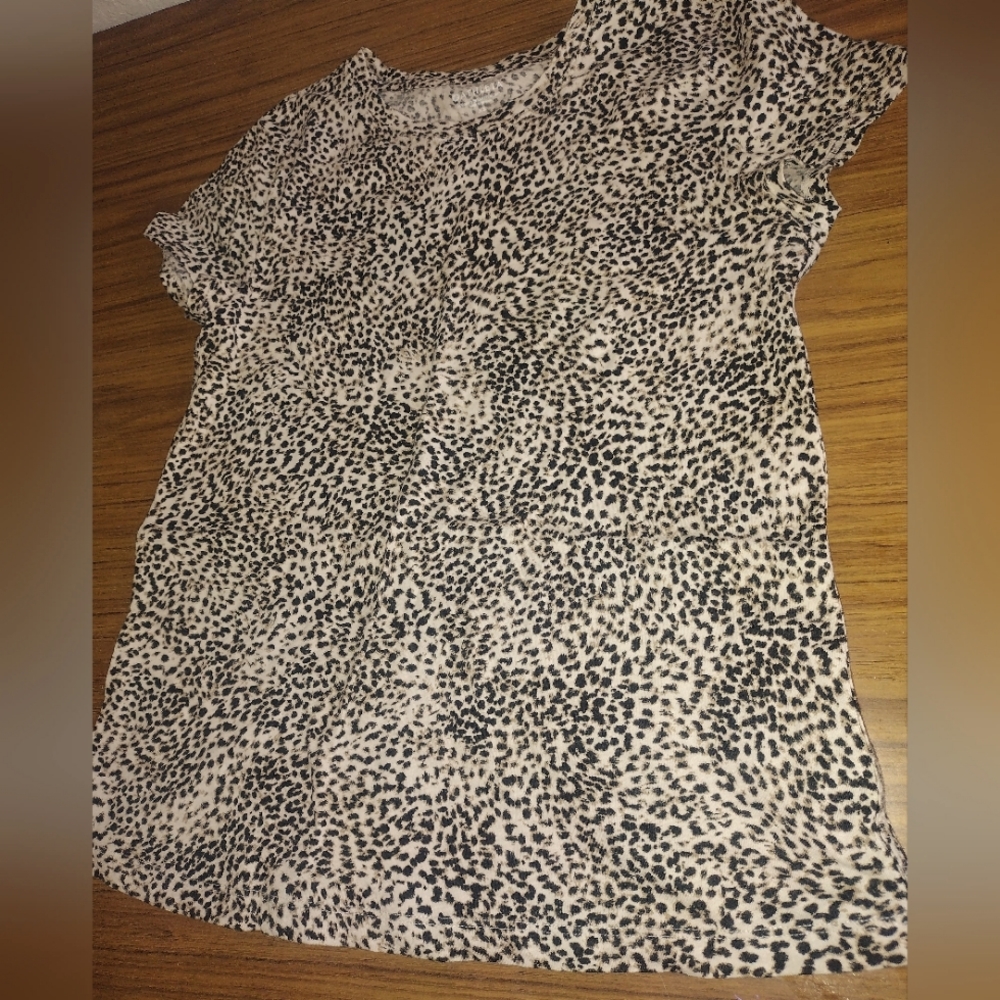 Athleta cheetah print shirt XS